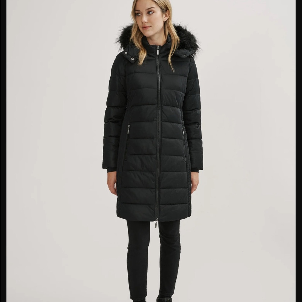 ETAGE DENMARK Women's Black Puffer Coat with Faux Fur Hood

Ladies Stretch Parka